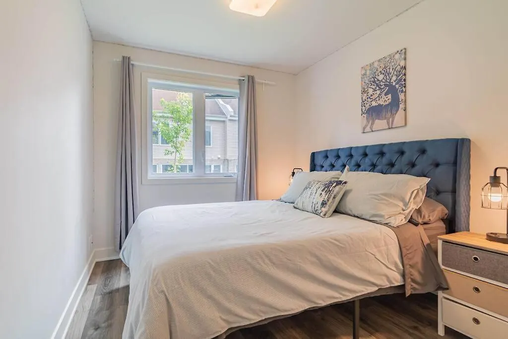 Stylish 3Br Oasis With 2 Free Parking Spots Apartment Longueuil