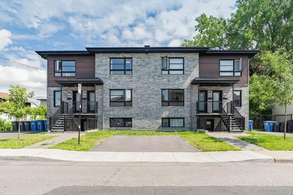Stylish 3Br Oasis With 2 Free Parking Spots Apartment Longueuil 0*,  Canada